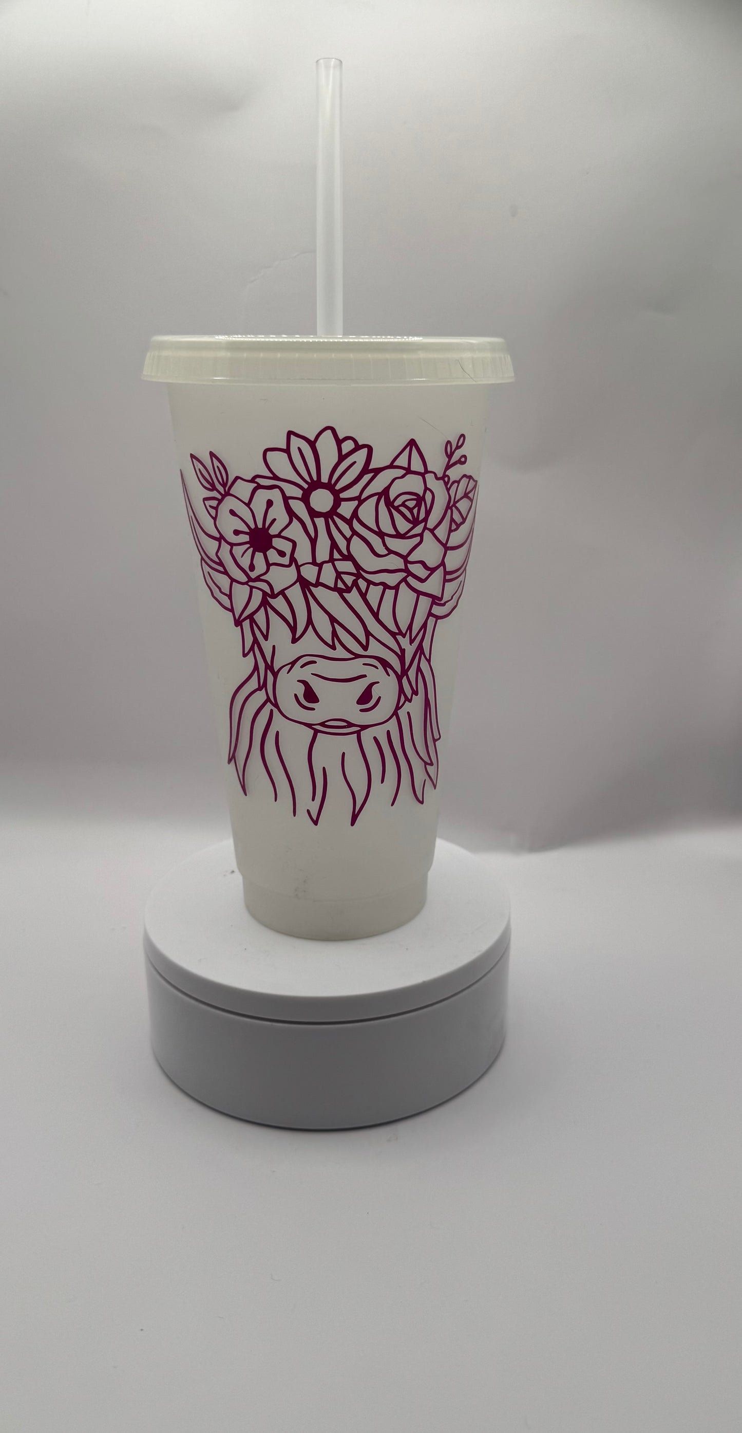 Glow in the Dark Plastic Tumbler with Highland Cow