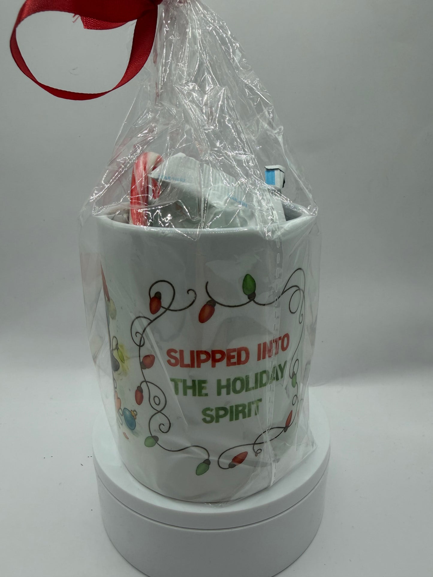 Christmas Holiday Mug with Penguin Design, White Ceramic, Festive Theme